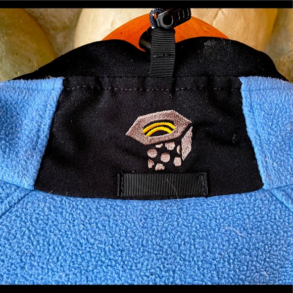 MOUNTAIN HARDWARE - Picture 5 of 6